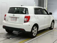 Toyota IST лот № 90225 оценка 3  с аукциона в Японии 1