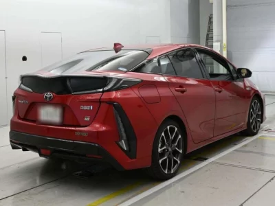 Toyota Prius PHV