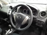 Nissan NOTE лот № 30648 оценка 3.5  с аукциона в Японии 8