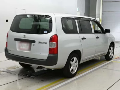 Toyota SUCCEED