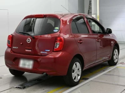 Nissan March