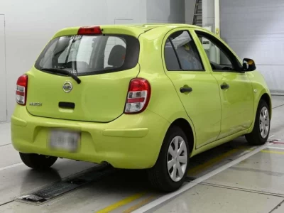 Nissan March