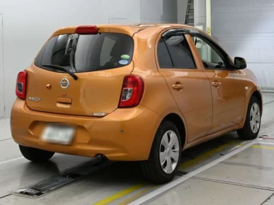 Nissan March