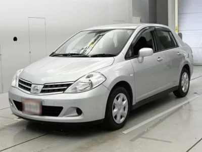 Nissan Tiida Latio