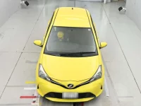 Toyota VITZ лот № 30606 оценка RA  с аукциона в Японии 6
