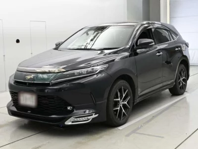 Toyota HARRIER  с аукциона в Японии