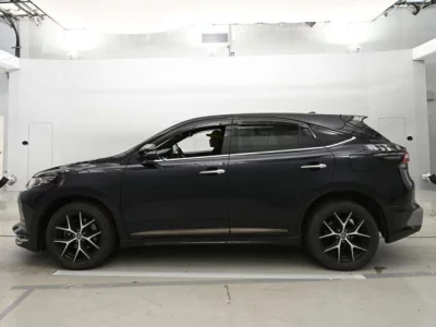 Toyota HARRIER  с аукциона в Японии