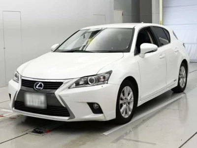 Lexus CT200h