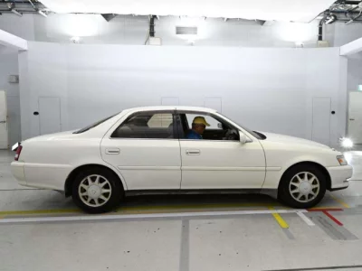 Toyota Cresta