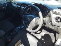 Toyota AURIS лот № 30596 оценка 3.5  с аукциона в Японии 8