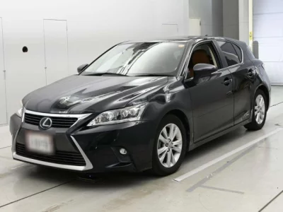 Lexus CT200h