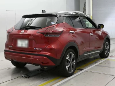 Nissan KICKS