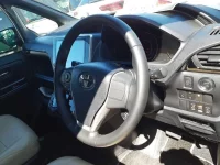 Toyota NOAH лот № 30712 оценка 4  с аукциона в Японии 8