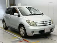 Toyota IST лот № 10258 оценка 3.5  с аукциона в Японии 4