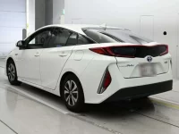 Toyota PRIUS PHV лот № 30720 оценка 3.5  с аукциона в Японии 5