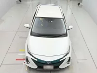 Toyota PRIUS PHV лот № 30720 оценка 3.5  с аукциона в Японии 6
