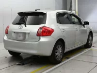 Toyota AURIS лот № 30639 оценка 3.5  с аукциона в Японии 1