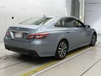 Toyota CROWN лот № 30749 оценка 4  с аукциона в Японии 1