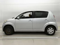 Toyota PASSO лот № 90606 оценка 3.5  с аукциона в Японии 3