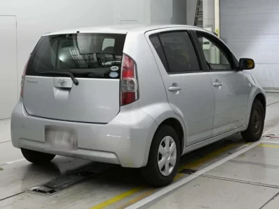 Toyota PASSO  с аукциона в Японии