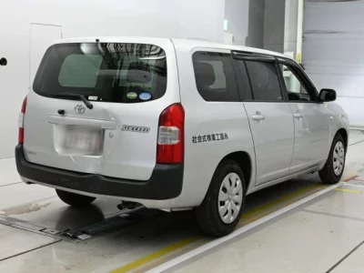Toyota Succeed