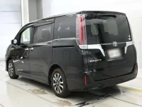 Toyota ESQUIRE лот № 30787 оценка 4  с аукциона в Японии 5