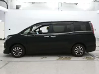 Toyota ESQUIRE лот № 30787 оценка 4  с аукциона в Японии 3