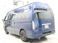 Toyota HIACE VAN лот № 40096 оценка R  с аукциона в Японии 5