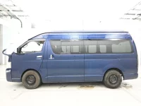 Toyota HIACE VAN лот № 40096 оценка R  с аукциона в Японии 3