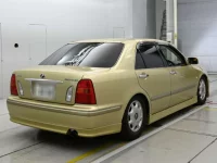 Toyota PROGRES лот № 10247 оценка 4  с аукциона в Японии 1