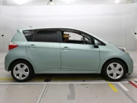 Toyota RACTIS лот № 30785 оценка 3  с аукциона в Японии 2