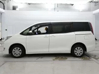 Toyota NOAH лот № 30746 оценка 4.5  с аукциона в Японии 3