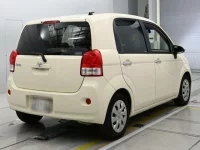 Toyota PORTE лот № 30737 оценка 3  с аукциона в Японии 1