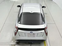 Toyota Prius лот № 30788 оценка RA  с аукциона в Японии 7