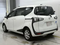 Toyota SIENTA лот № 30813 оценка R  с аукциона в Японии 5
