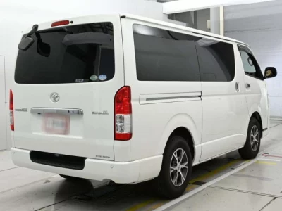 Toyota RegiusAce