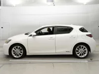 Lexus CT лот № 90611 оценка 4  с аукциона в Японии 3