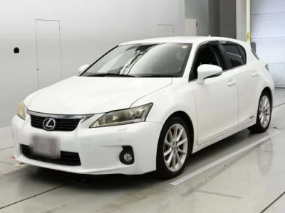 Lexus CT  с аукциона в Японии
