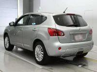 Nissan DUALIS лот № 36407 оценка 4.5  с аукциона в Японии 5