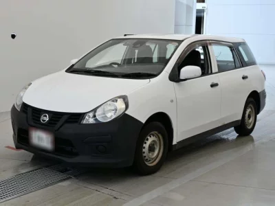 Nissan AD