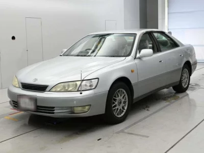 Toyota WINDOM  с аукциона в Японии