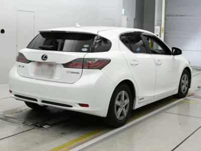 Lexus CT  с аукциона в Японии