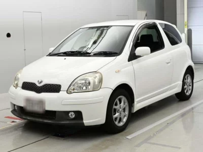 Toyota VITZ  с аукциона в Японии