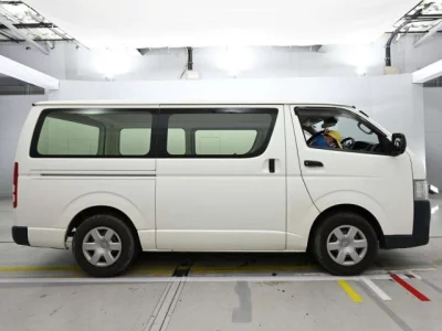 Toyota RegiusAce