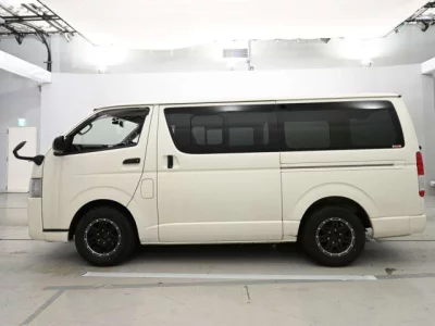 Toyota RegiusAce