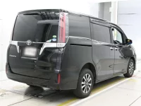 Toyota ESQUIRE лот № 30807 оценка 3.5  с аукциона в Японии 1