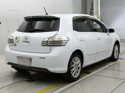 Toyota BLADE