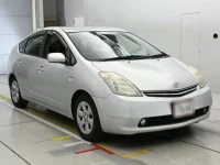 Toyota Prius лот № 10365 оценка 3.5  с аукциона в Японии 4