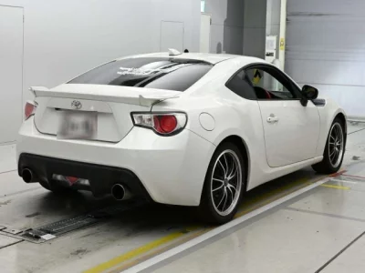 Toyota GT 86  с аукциона в Японии