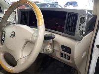 Nissan ELGRAND лот № 30853 оценка RA  с аукциона в Японии 8